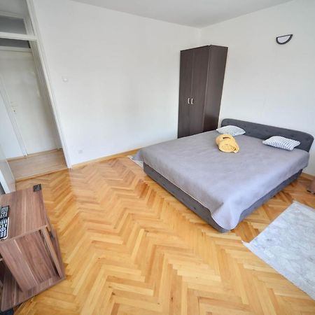 Apartman Centar Lux Pirot Kültér fotó