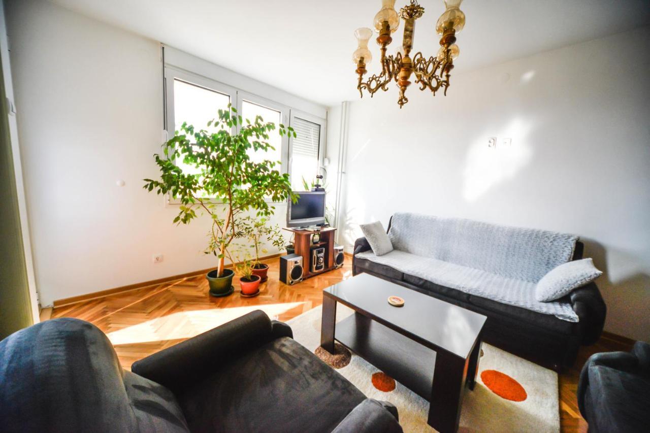 Apartman Centar Lux Pirot Kültér fotó